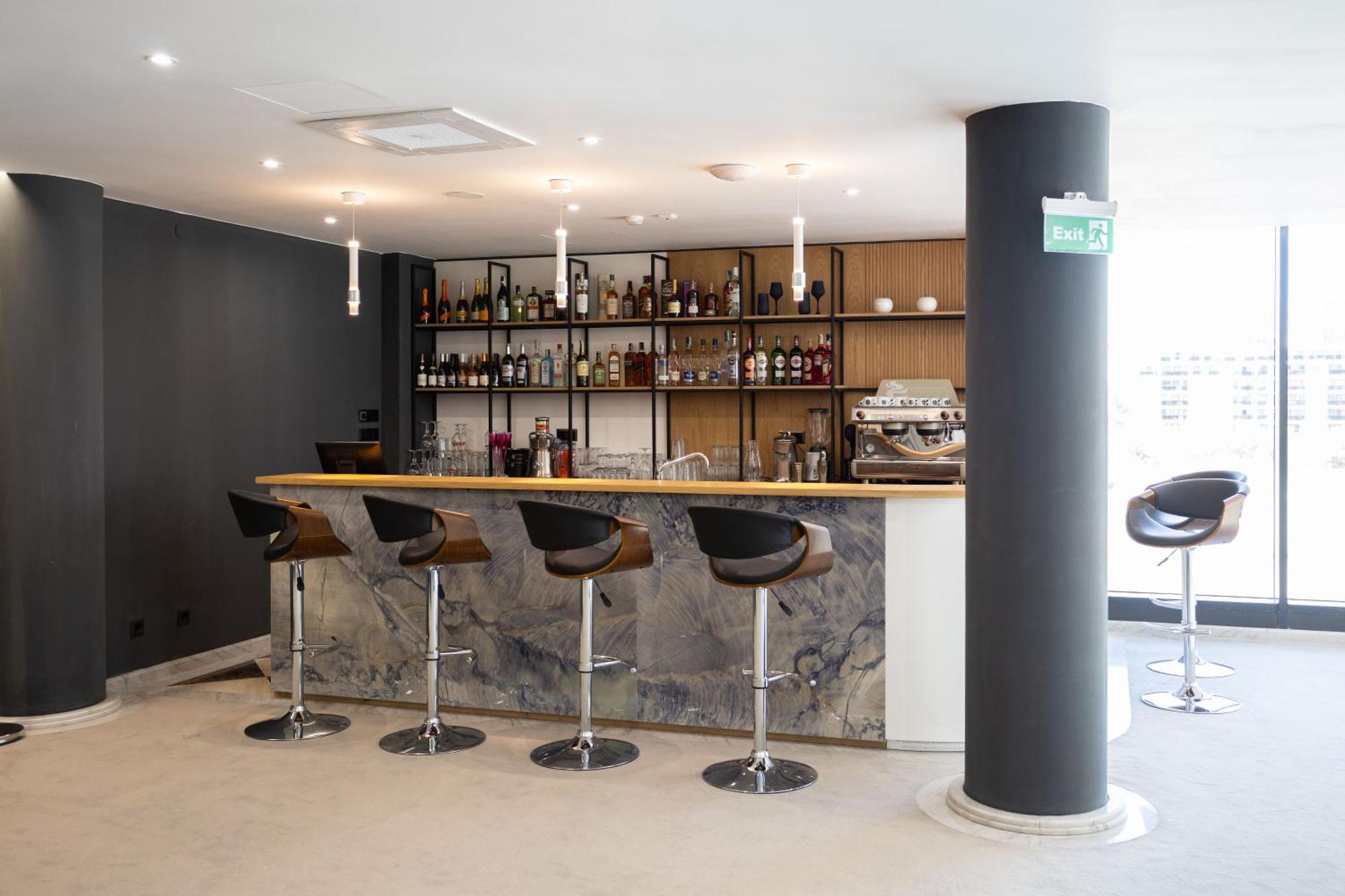Blue Star Luxury Hotel София Екстериор снимка