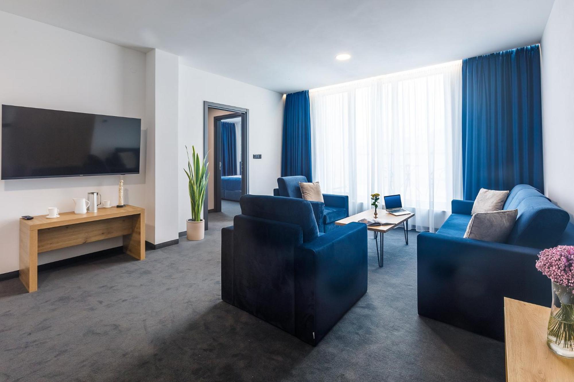 Blue Star Luxury Hotel София Екстериор снимка