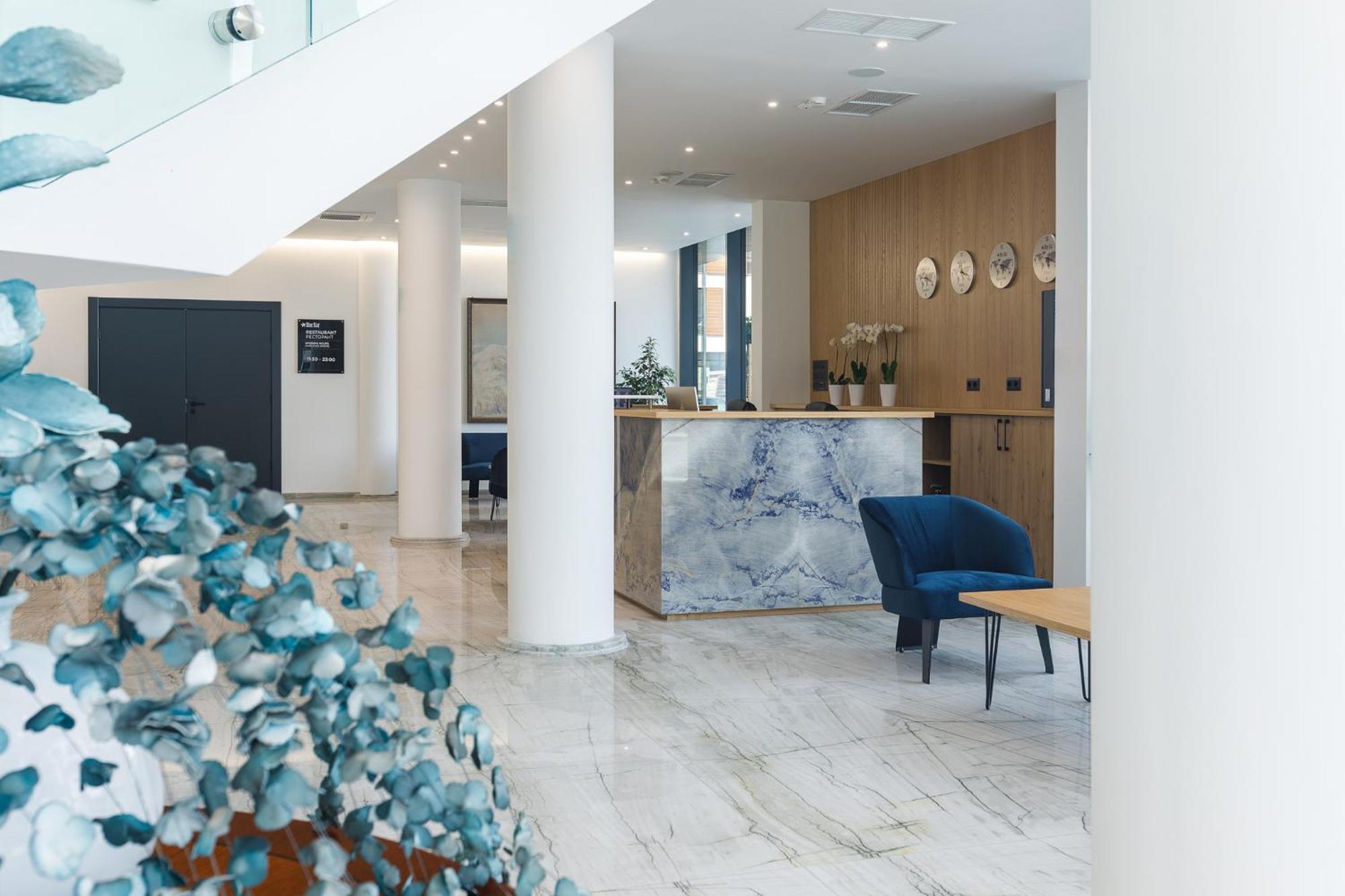 Blue Star Luxury Hotel София Екстериор снимка