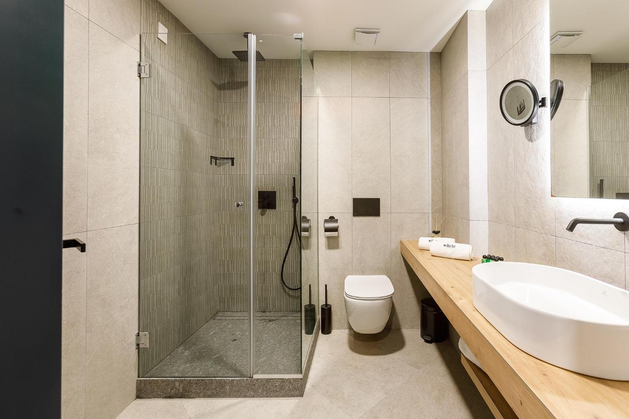 Blue Star Luxury Hotel София Екстериор снимка
