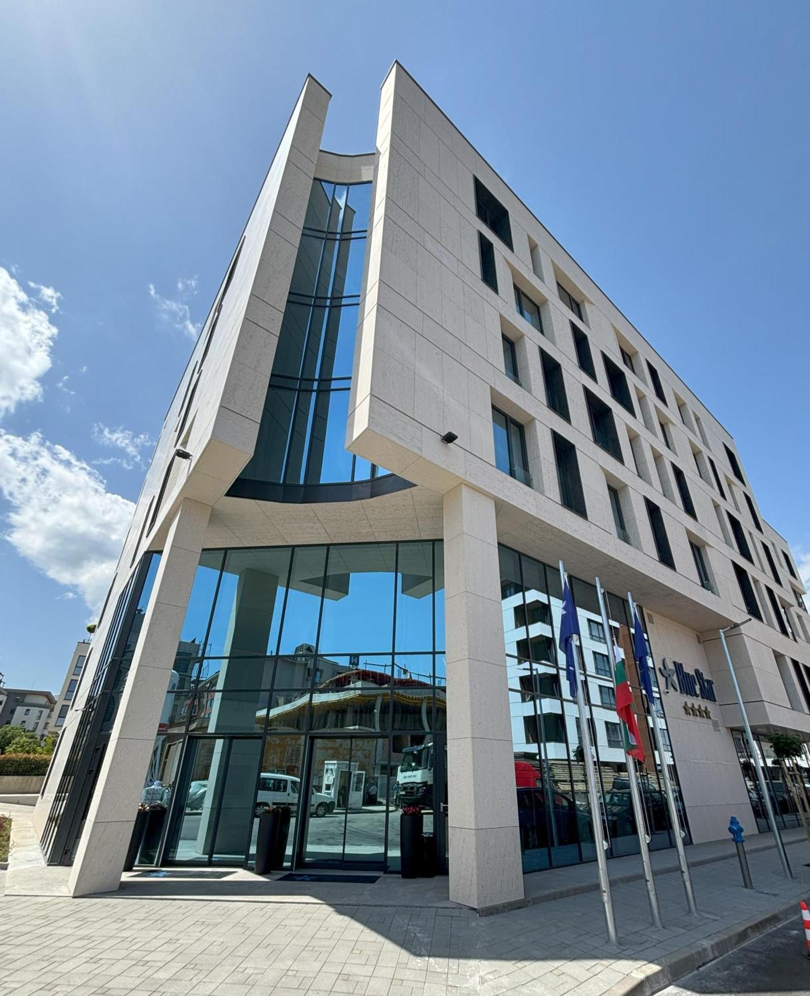 Blue Star Luxury Hotel София Екстериор снимка