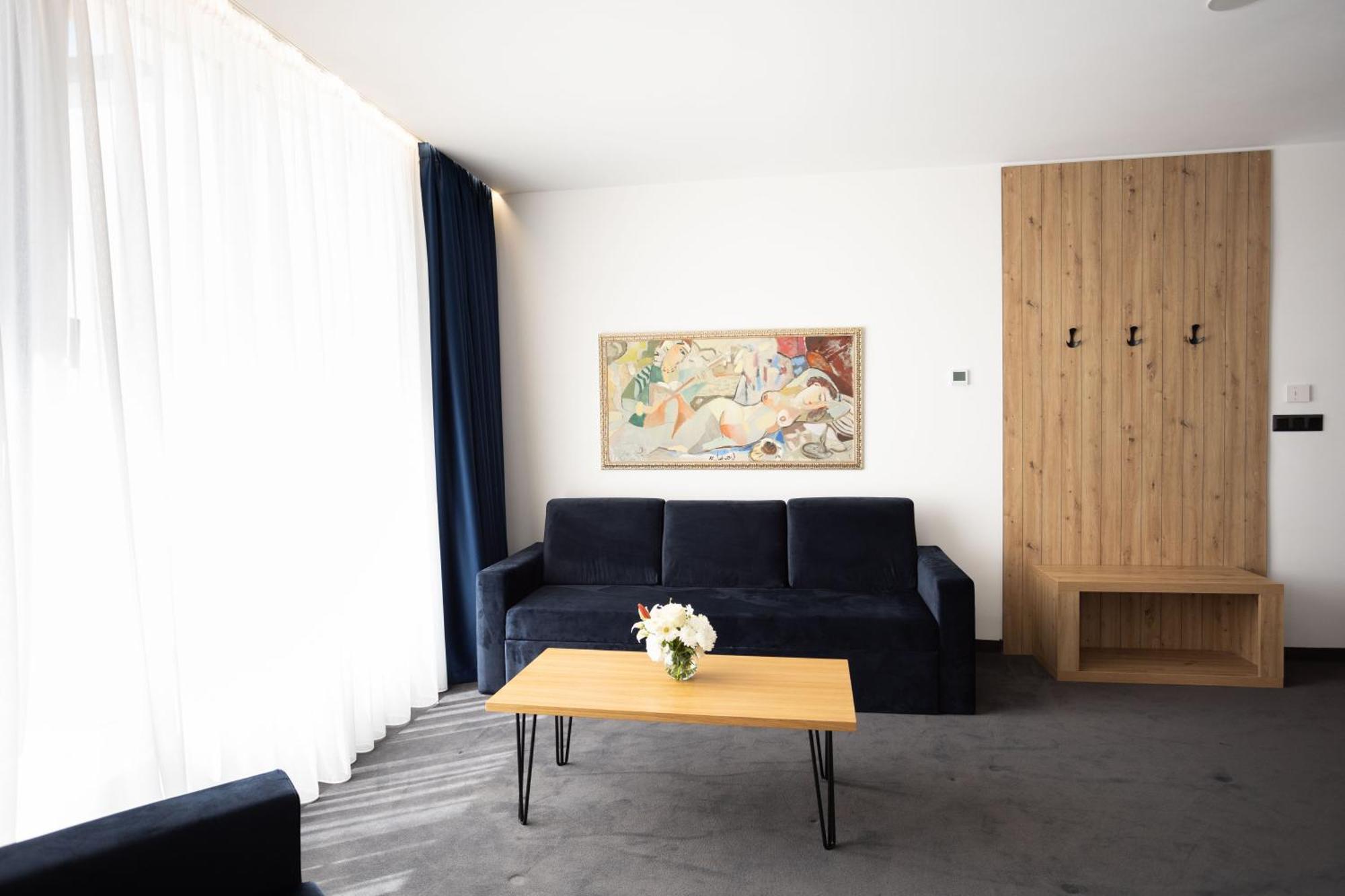 Blue Star Luxury Hotel София Екстериор снимка