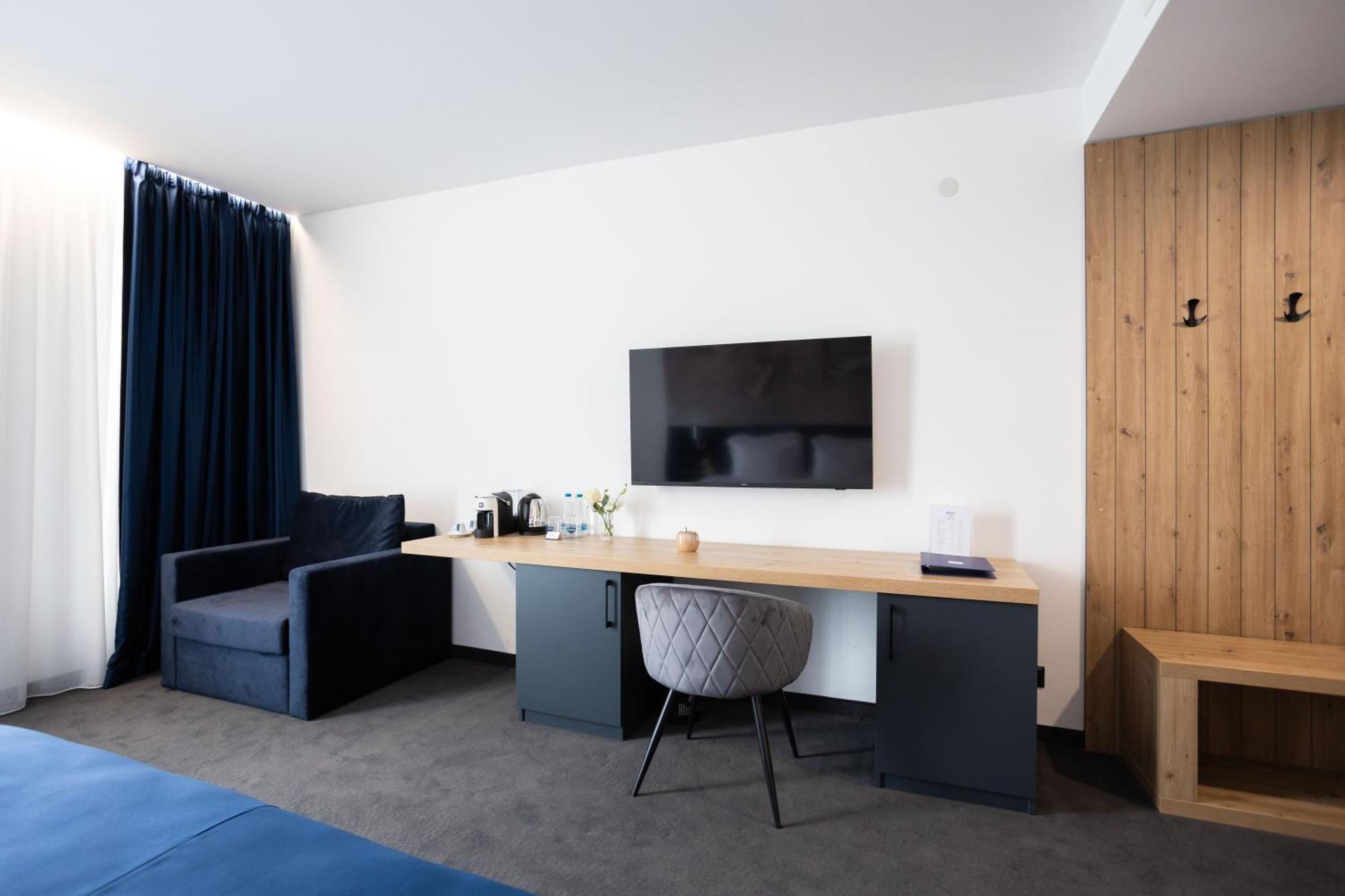 Blue Star Luxury Hotel София Екстериор снимка